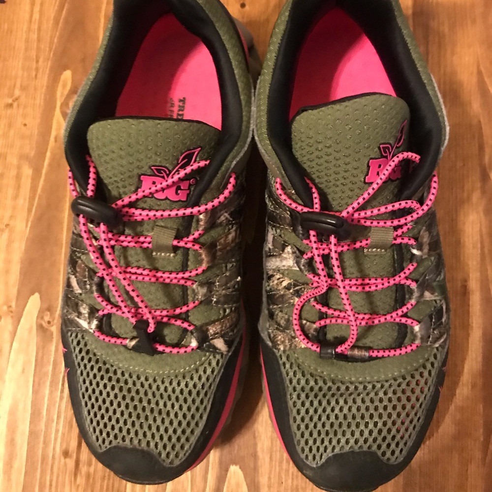 Real Tree tennis shoes